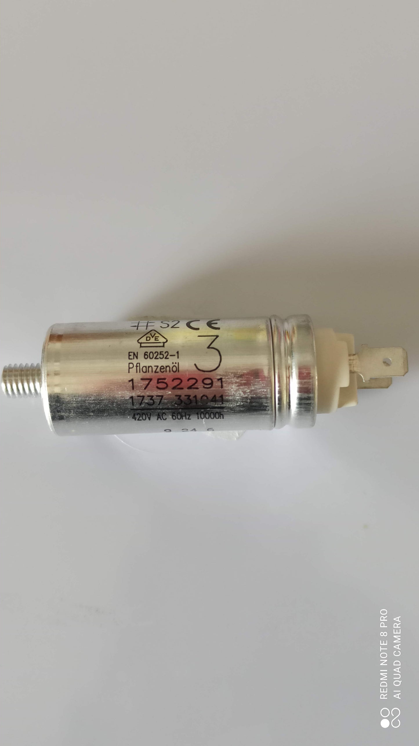 1752291 CONDENSATEUR MIELE NEUF 3uf 500v (Ct ABB )