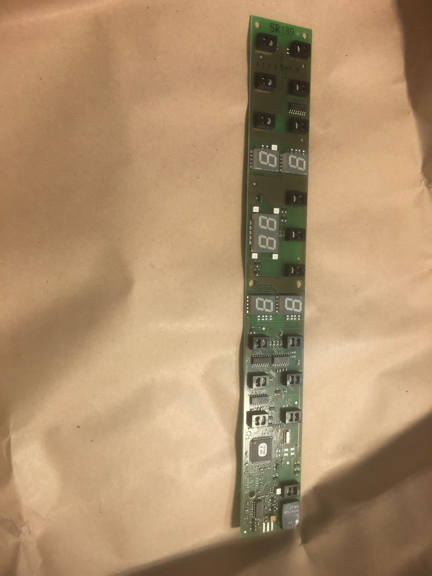 3304595 ELECTRONIQUE,ALIMENTATION,INDU CJJ