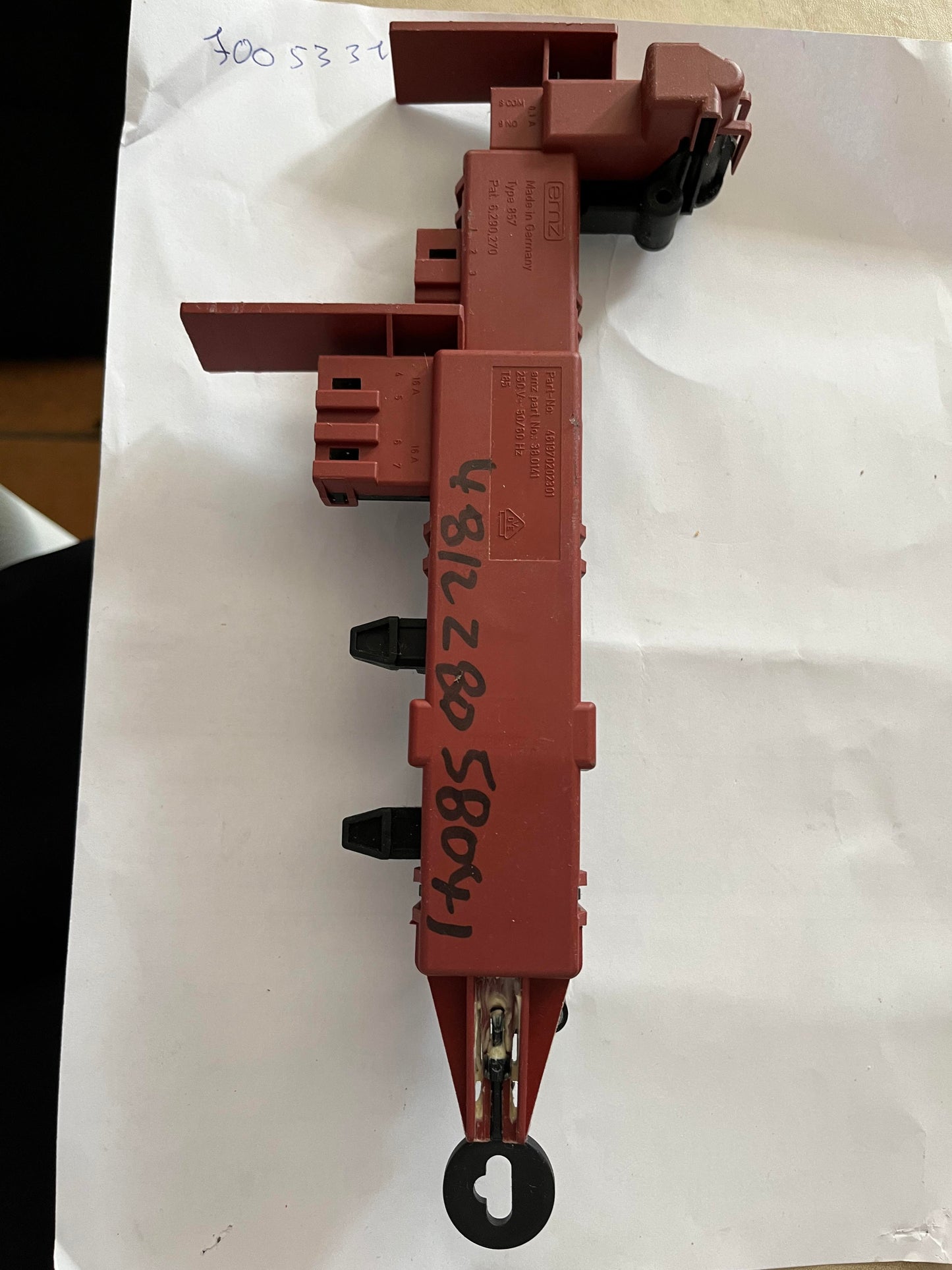 481228058041: SECURITE DE PORTE POUR LAVE LINGE WHIRLPOOL CJK