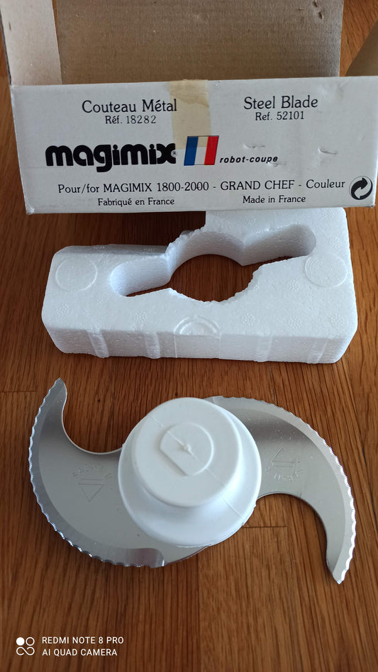 * 18282 COUTEAU ROBOT MAGIMIX NEUF pièce épuisée constructeur ( CJ AZ ) ( LBC )